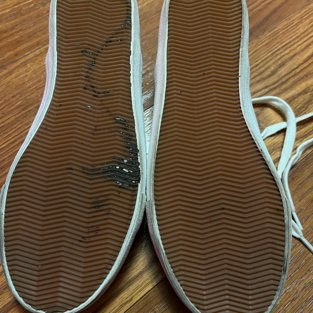 Lucky Brand Classic White Lace-Up Sneakers - Picture 5 of 5